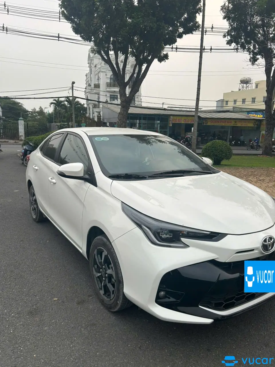 Toyota vios E MT2023 - Ngoại thất 5