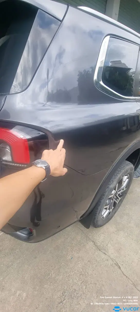 Ford Everest titanium 4 x 4 06/ 2023 - Ngoại thất 3