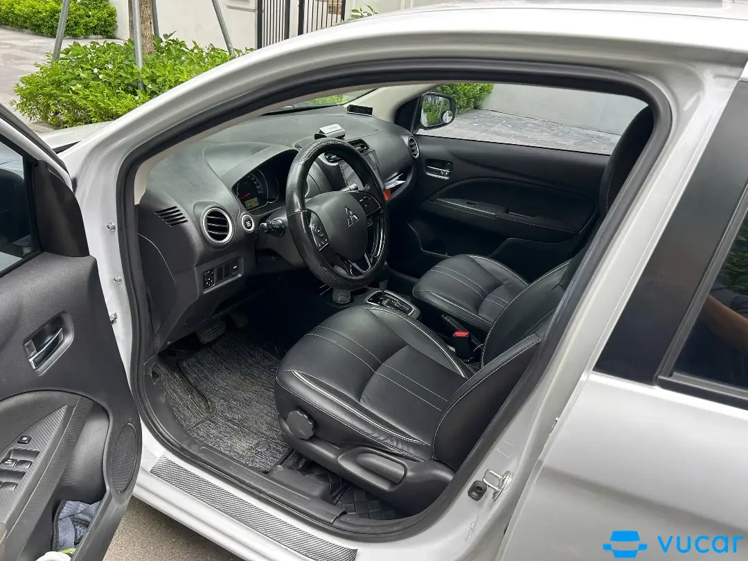 Mitsubishi Attrage 1.2 CVT 2020 - Nội thất 1