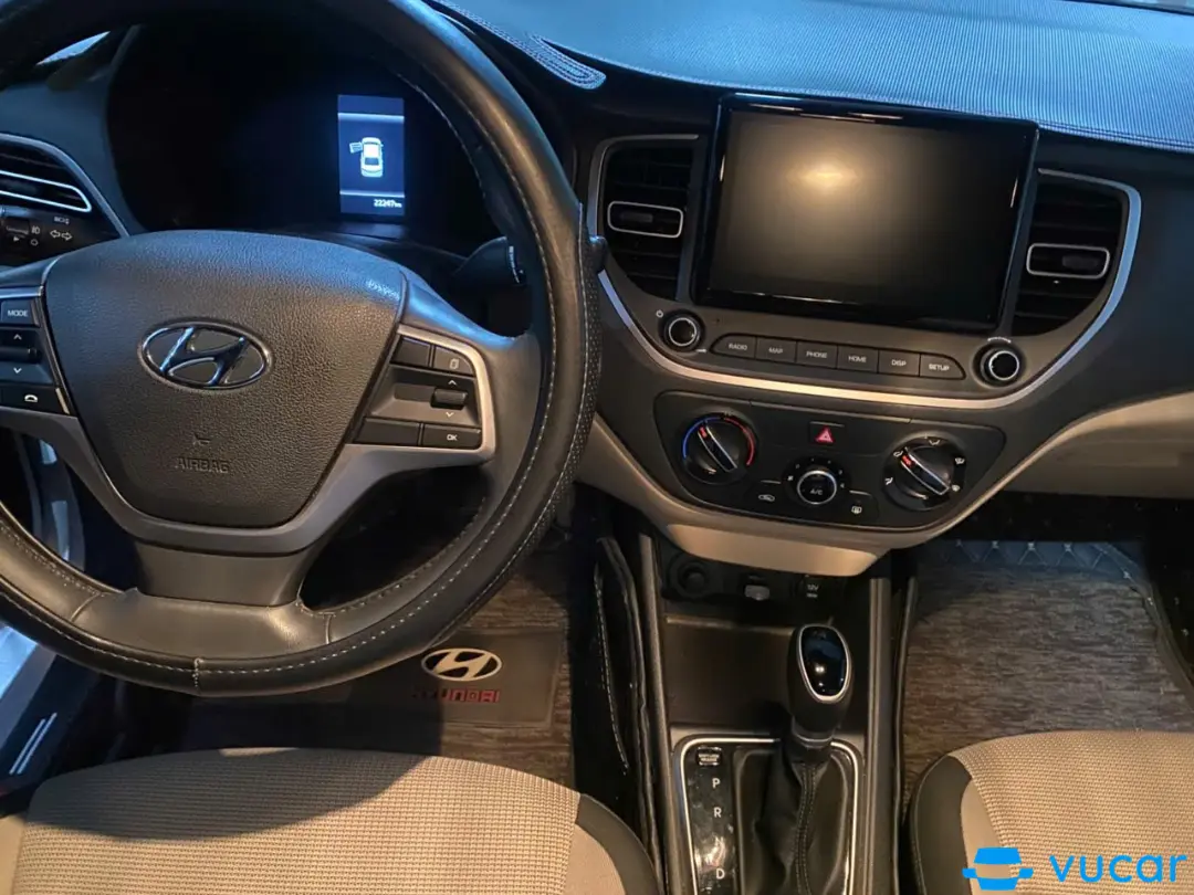 Hyundai Accent AT 2023 - Nội thất 5