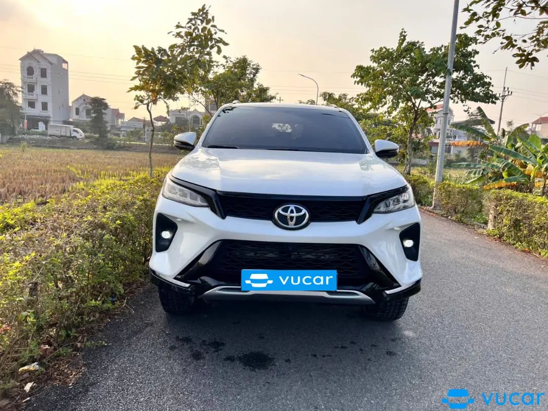Fortuner legender 2024. 2.4 2024 - Ngoại thất 2