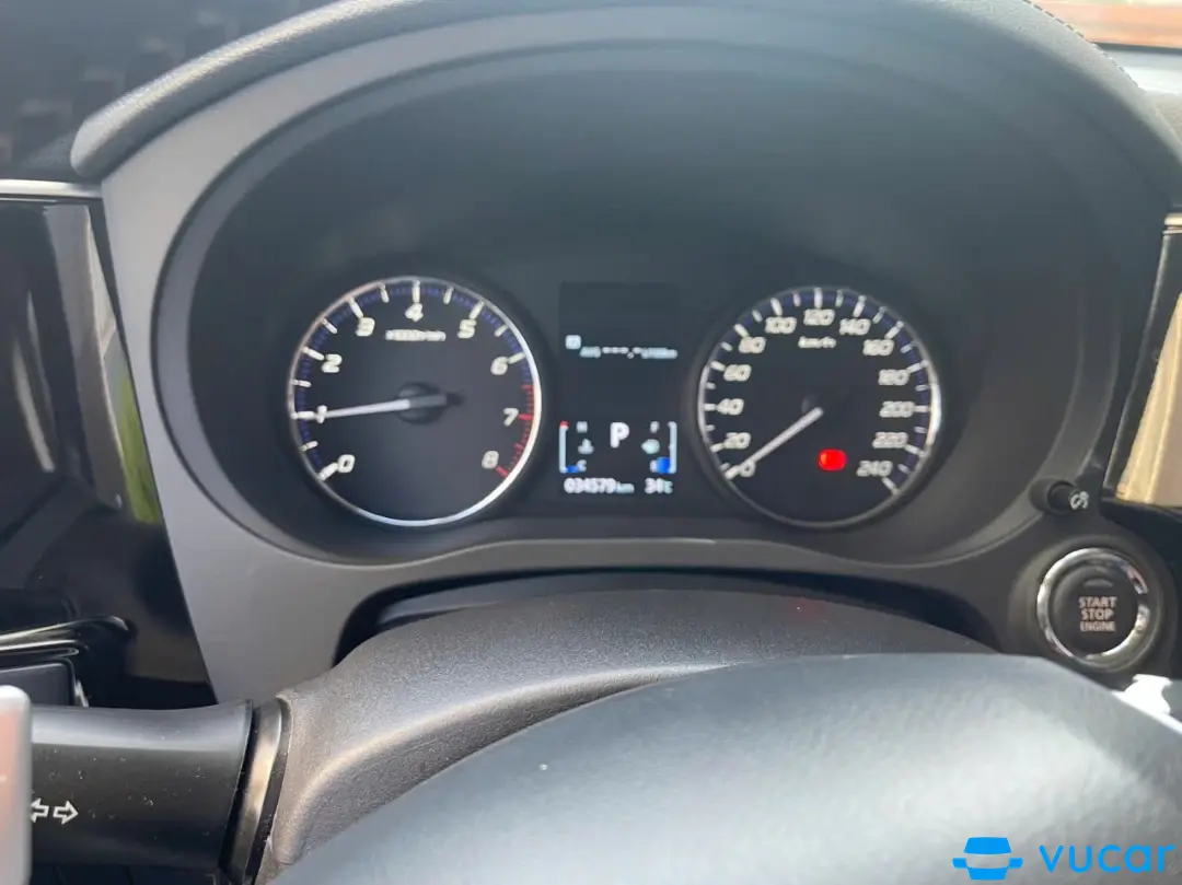 Mitsubishi Outlander 2.0 CVT 2020 - Nội thất 4