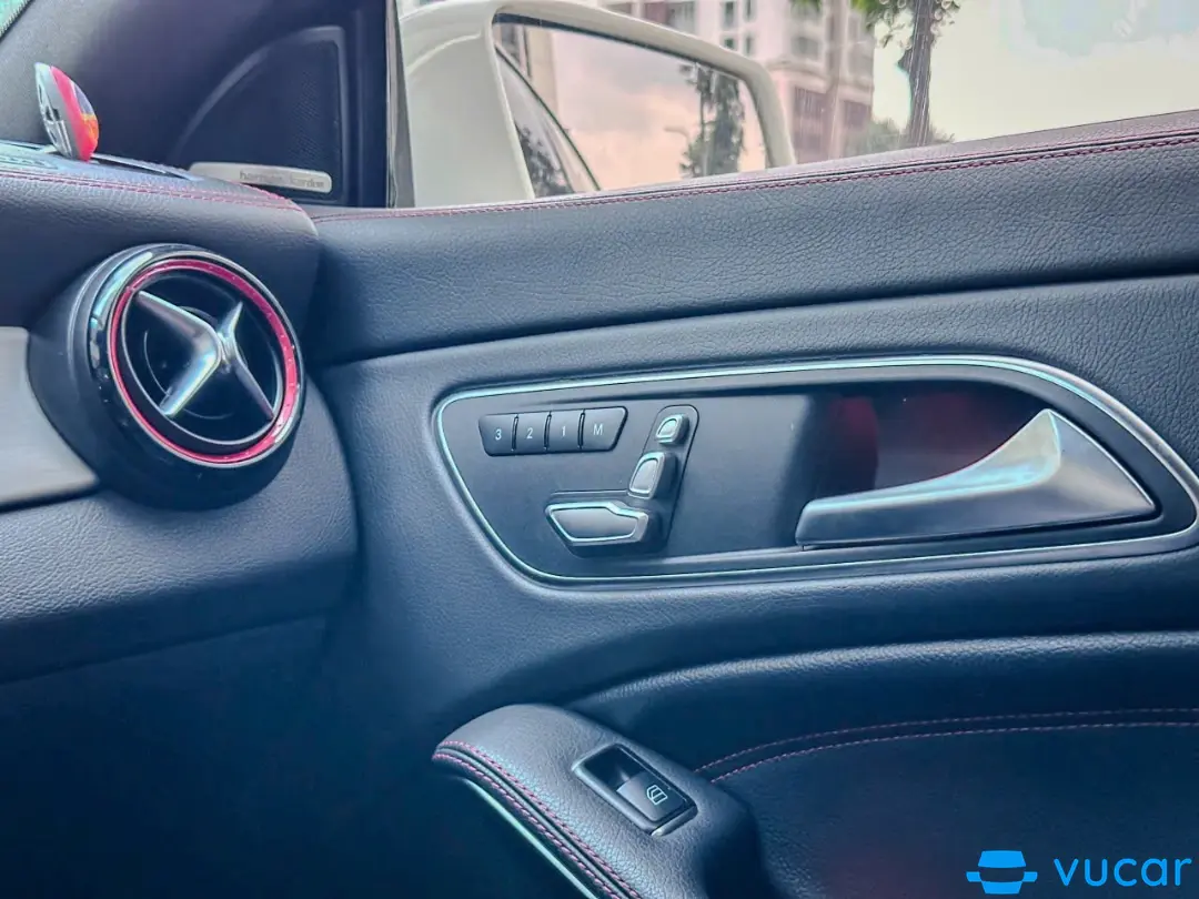 Mitsubishi Xpander Premium 1.5 AT 2022 - Nội thất 4