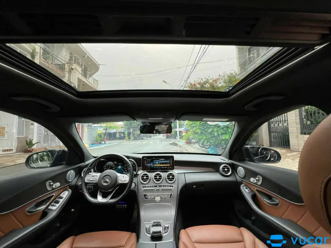 Mercedes-Benz C-Class C300 2019 - Nội thất 5