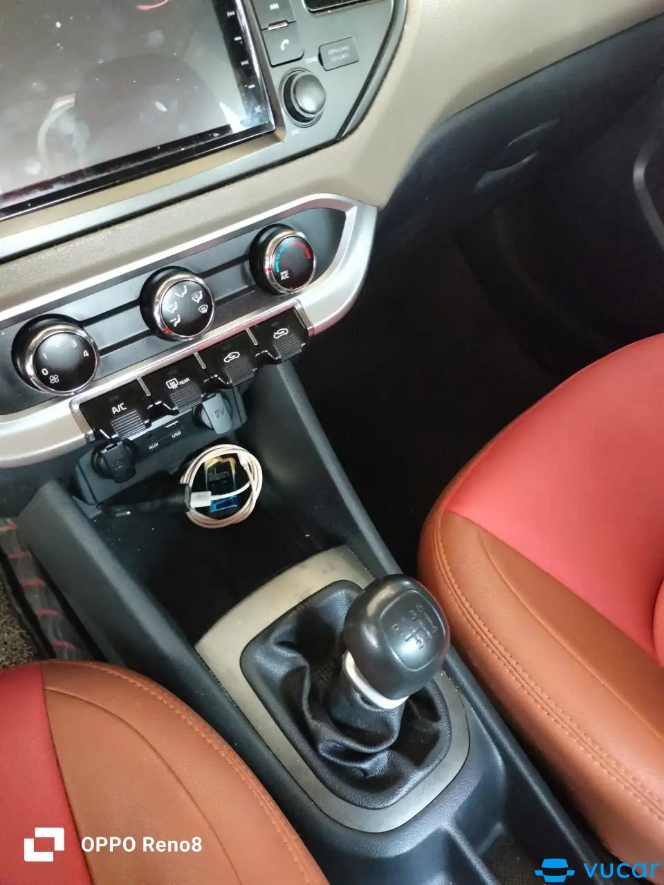 Kia Rio 1.4 MT 2016 - Nội thất 3