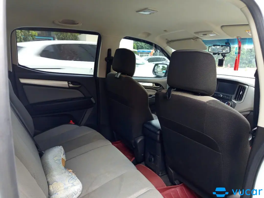 Chevrolet Colorado LT 2.5L 4x2 AT 2019 - Nội thất 4