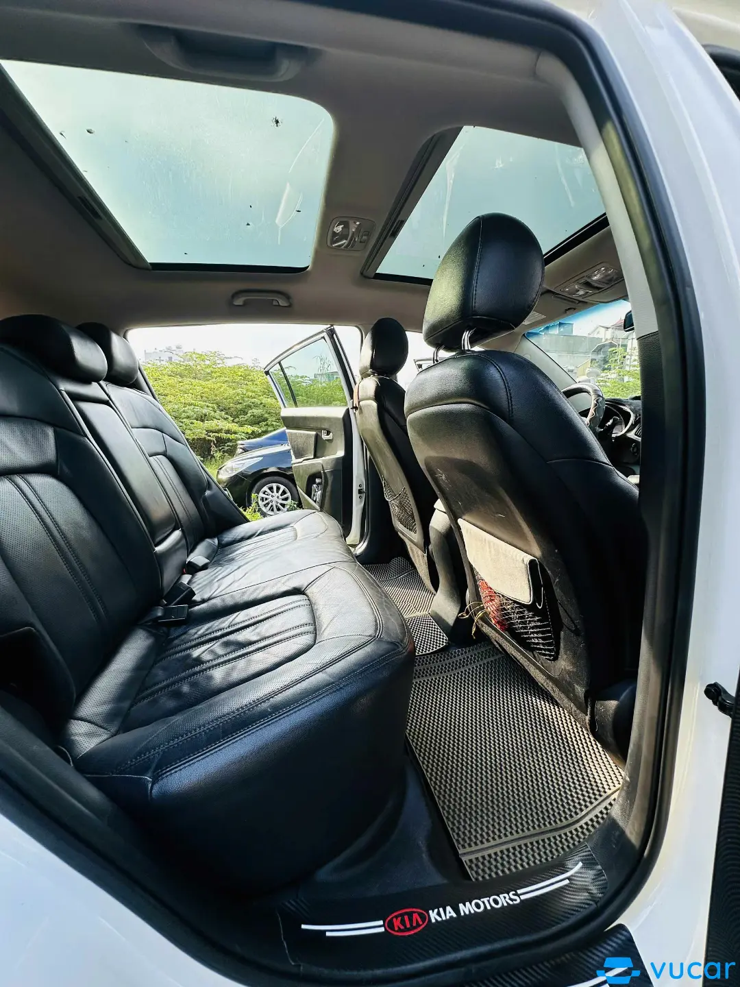 Kia Sportage 2.0 AT 2012 - Nội thất 3