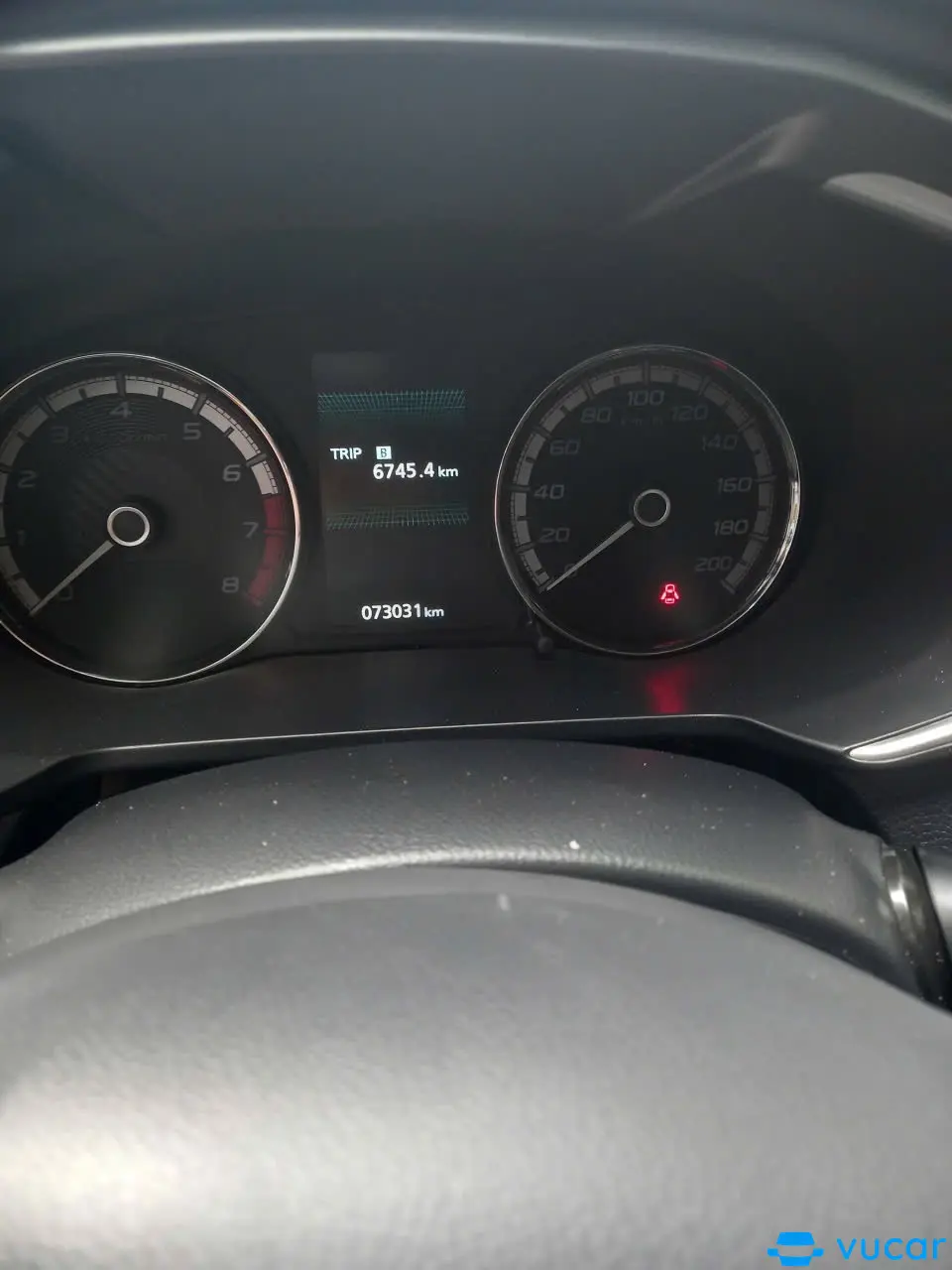 Mitsubishi Xpander 1.5 AT 2020 - Nội thất 1
