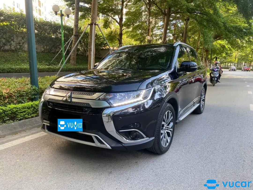 Mitsubishi Outlander 2.4 CVT Premium 2018 - Ngoại thất 5