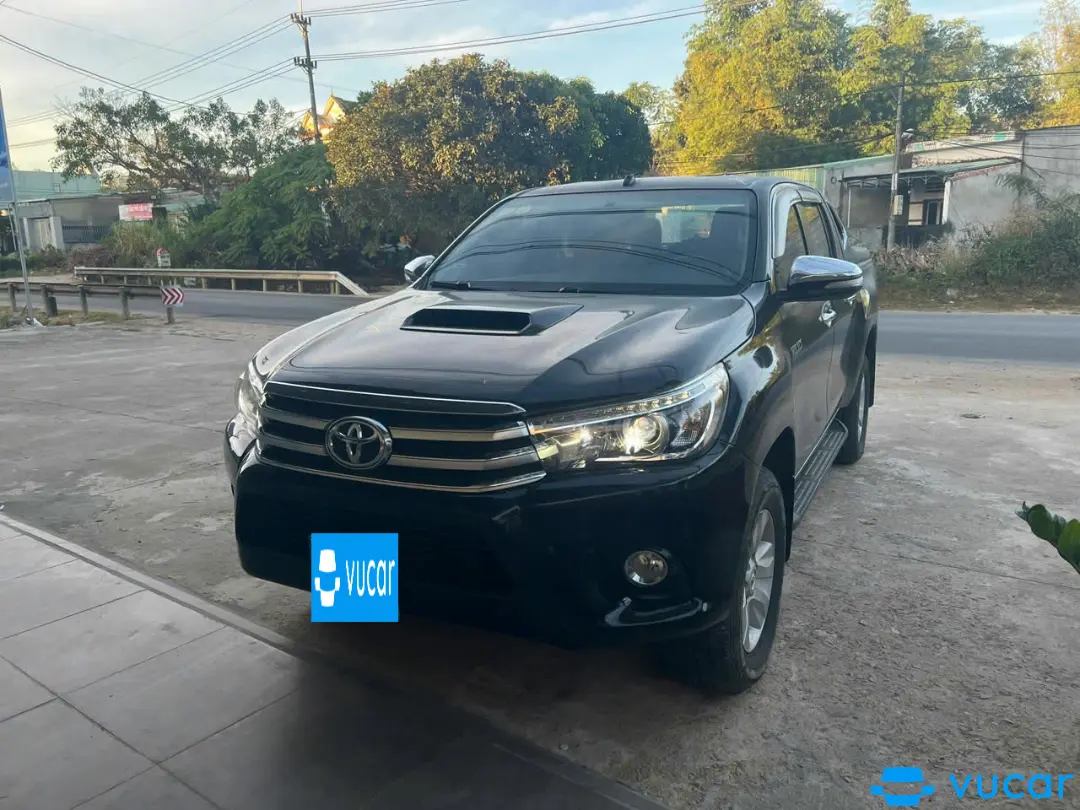 Toyota Hilux 3.0G 4x4 AT 2015 - Ngoại thất 1
