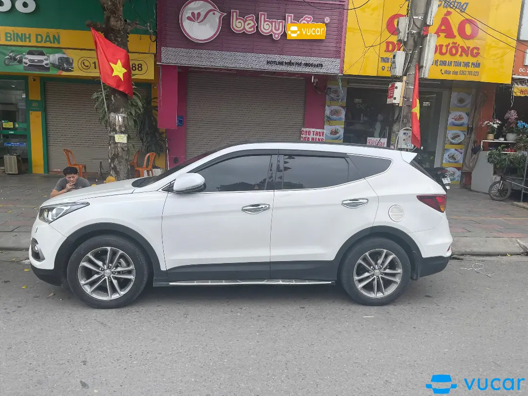 Ảnh xe Hyundai Santafe 2.4L 4WD 2017