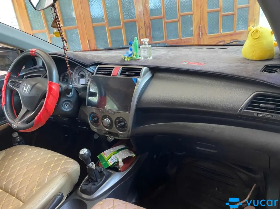 Honda City Số sàn 2014 - Nội thất 2