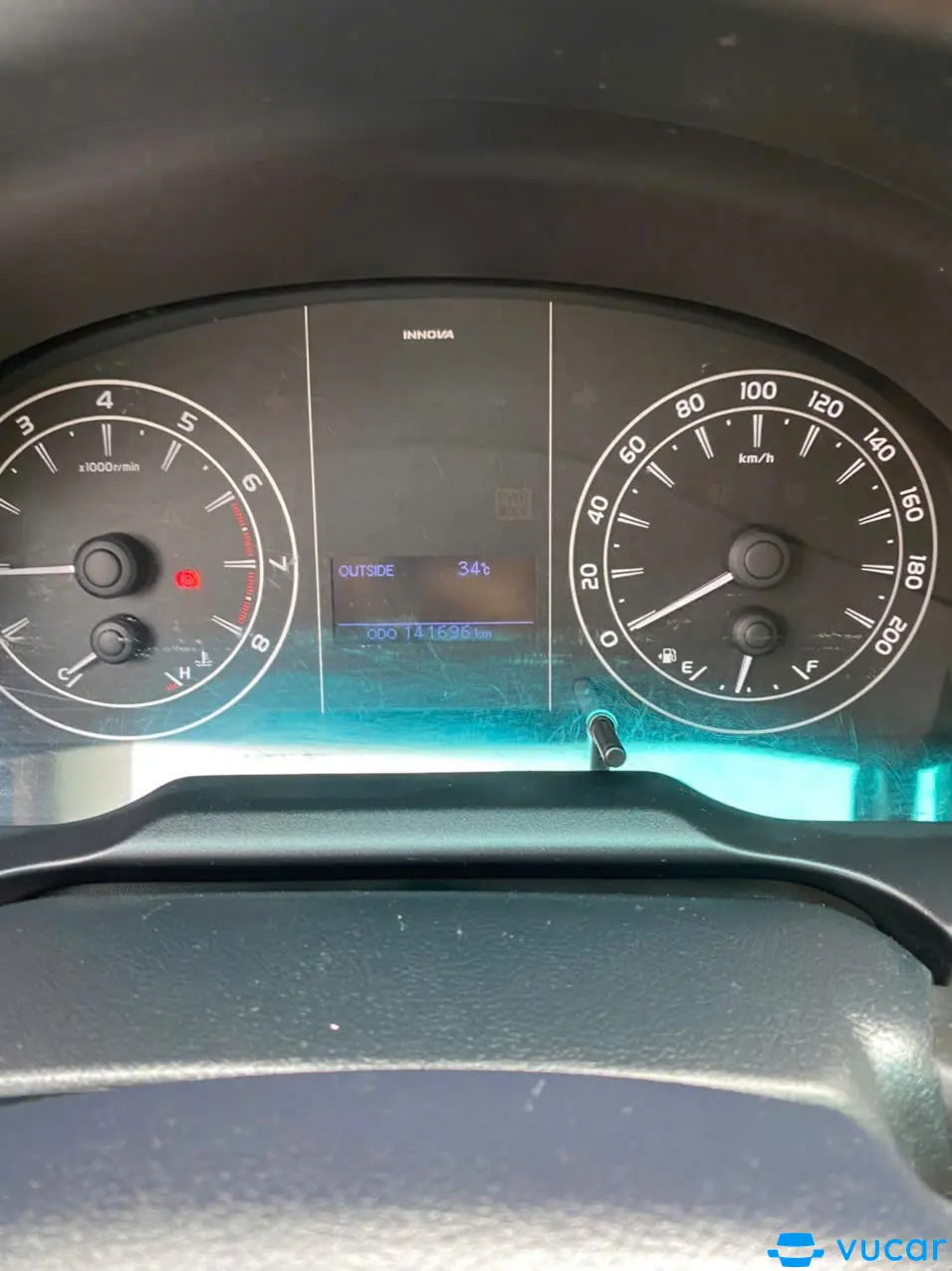 Toyota Innova 2.0E 2018 - Nội thất 1