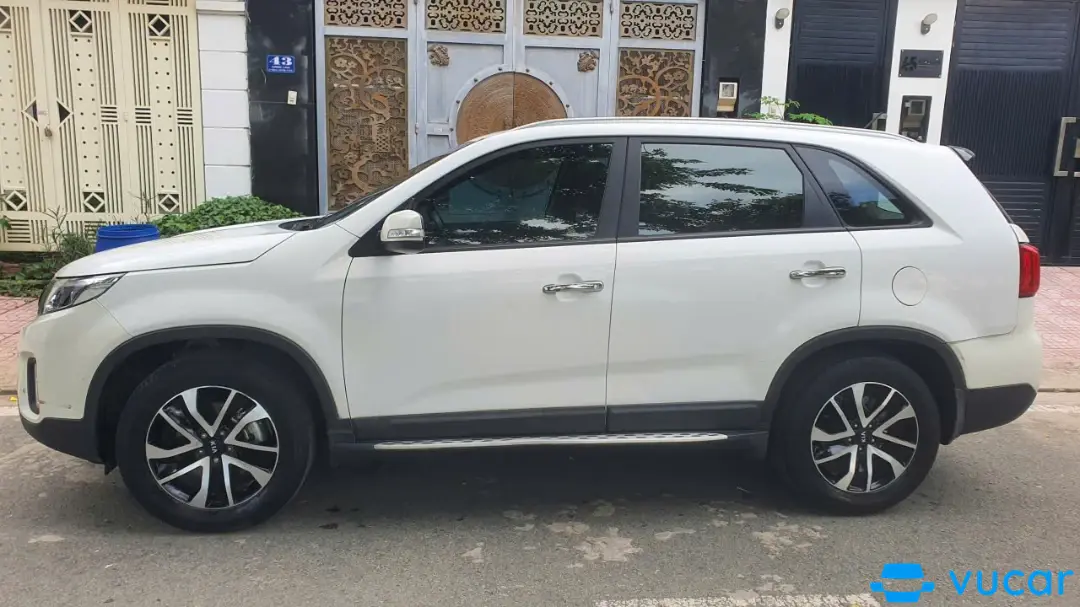Ảnh xe Kia Sorento 2.4 GAT Deluxe 2020 - ảnh 3