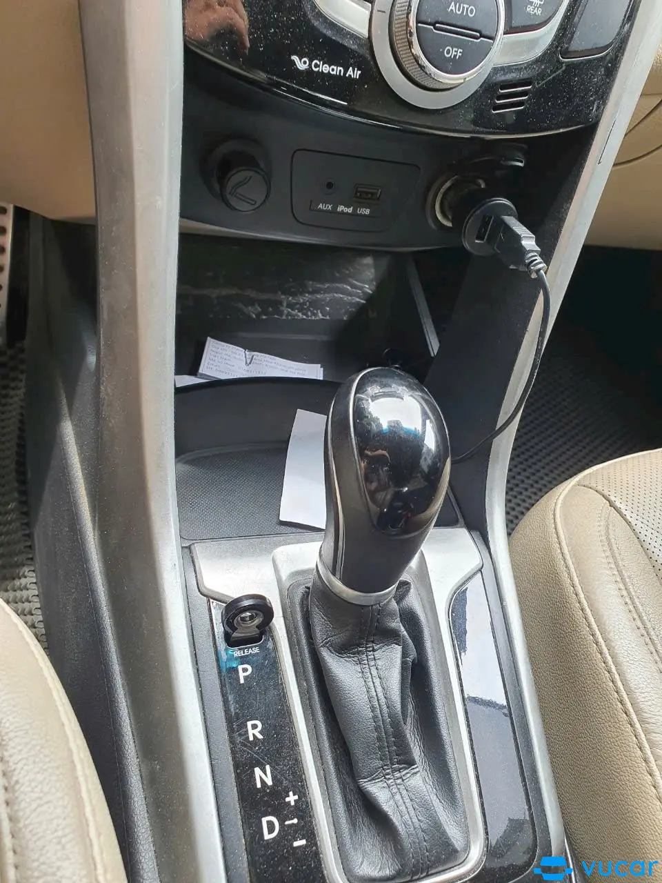 Hyundai i30 at 2014 - Nội thất 7