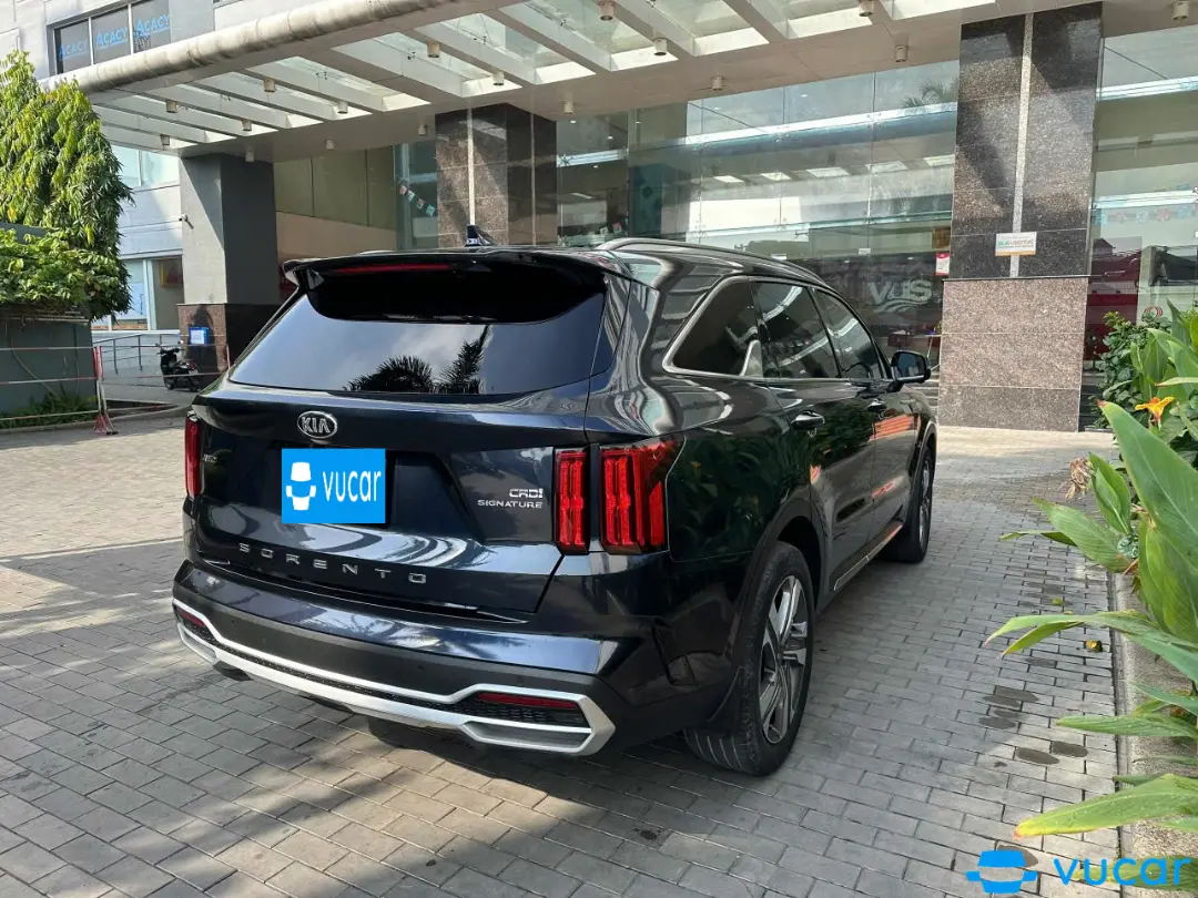 Kia Sorento 2.2 DAT Signature 2021 - Ngoại thất 2