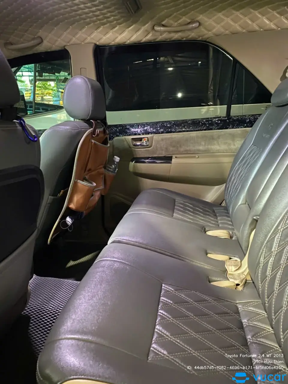 Toyota Fortuner 2.4 MT 2013 - Nội thất 2