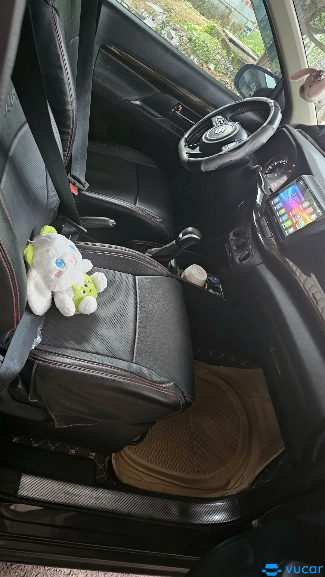 kia carens - Nội thất 4