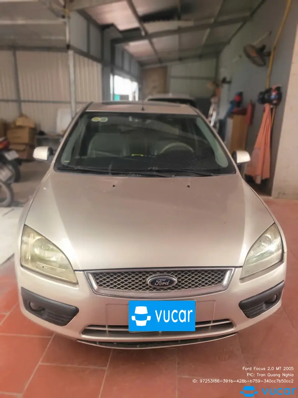 Ford Focus 2.0 MT 2005 - Ngoại thất 9