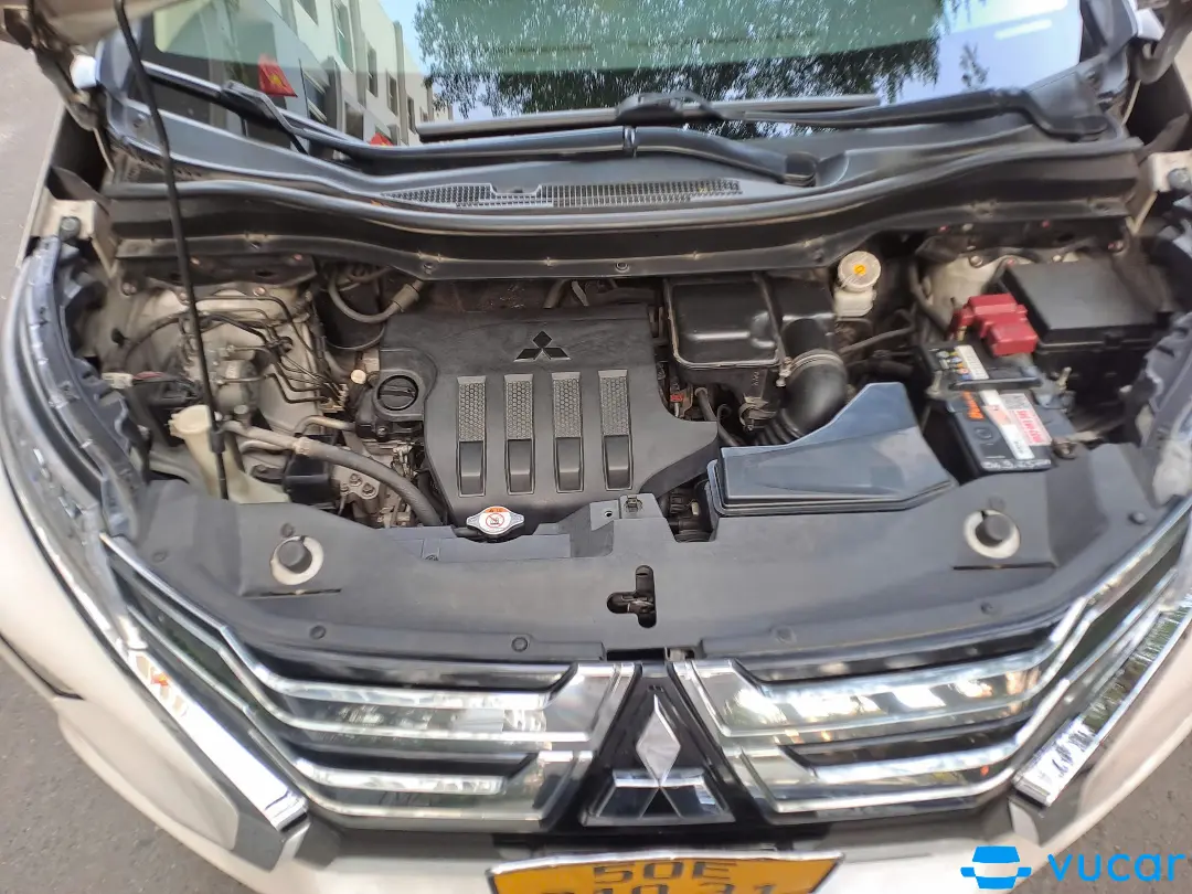Mitsubishi Xpander 1.5 AT 2021 - Khoang động cơ 1