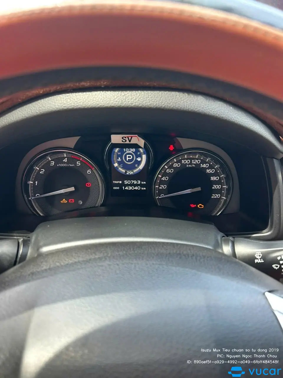 Isuzu Mux Tiêu chuẩn số tự động 2019 - Nội thất 7