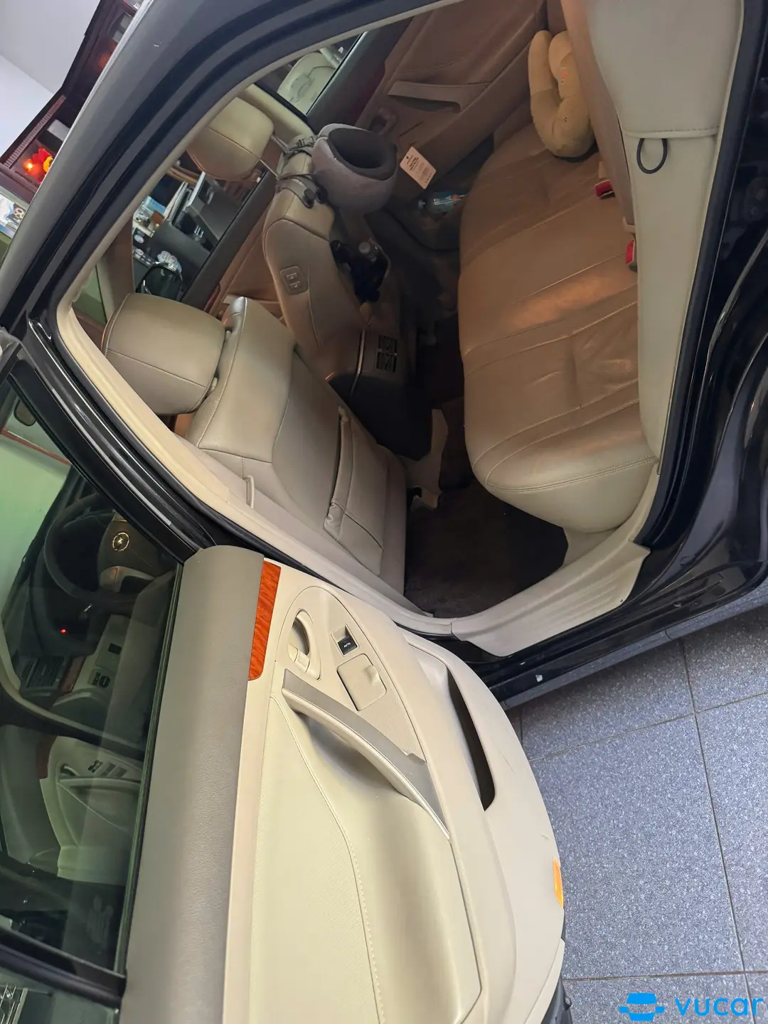 Toyota Camry 2.4 G 2010  - Nội thất 1