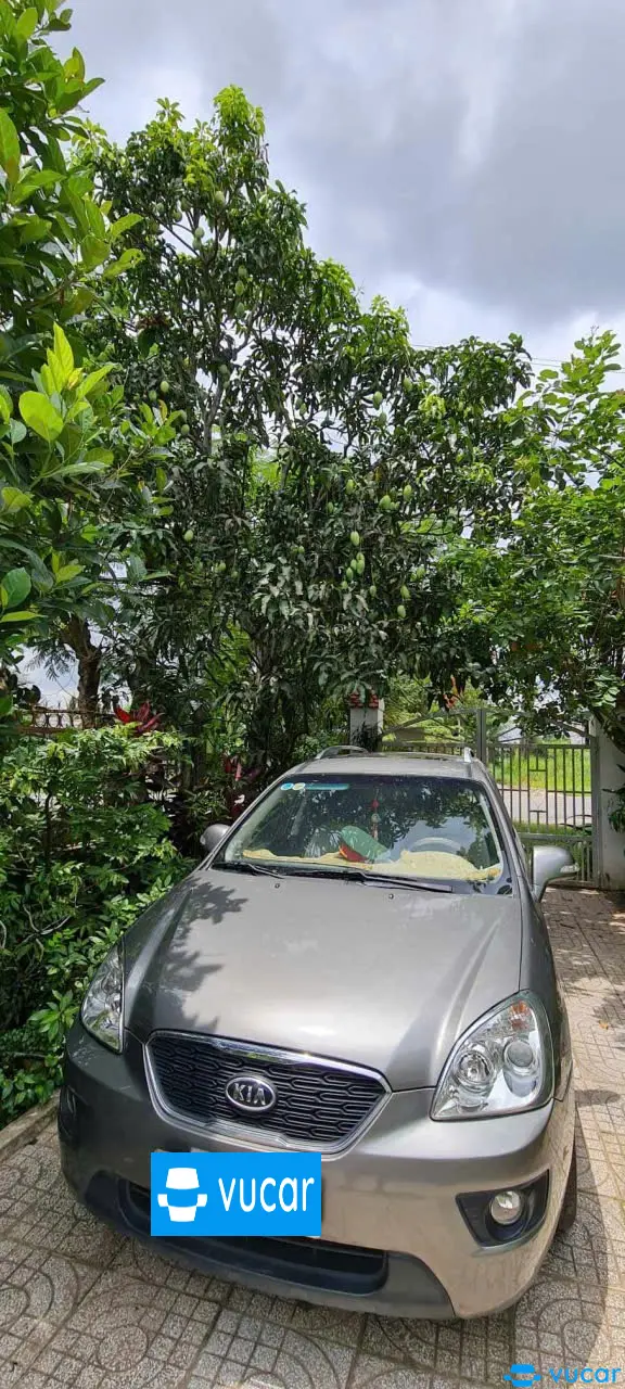Ảnh xe Kia Carent 2011