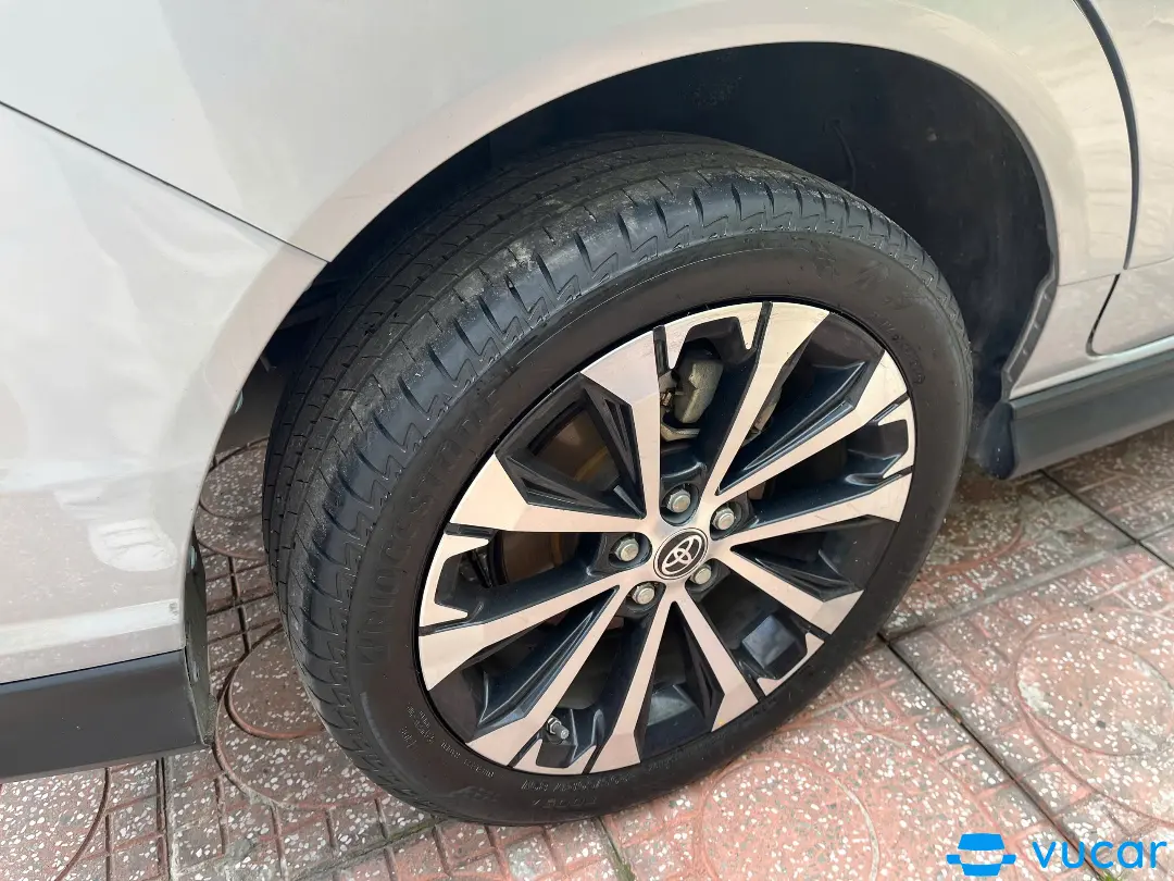 Toyota Veloz Cross Top 1.5 CVT 2022 - Ngoại thất 6