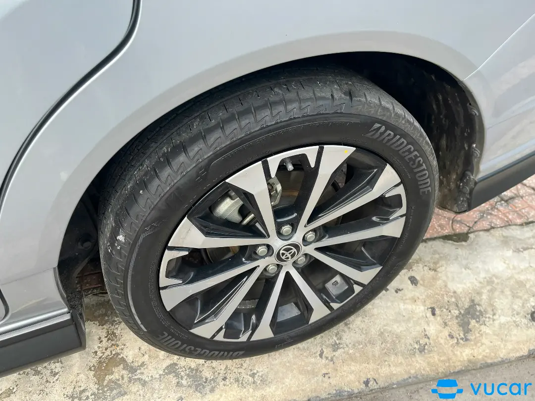 Toyota Veloz Cross Top 1.5 CVT 2022 - Ngoại thất 7