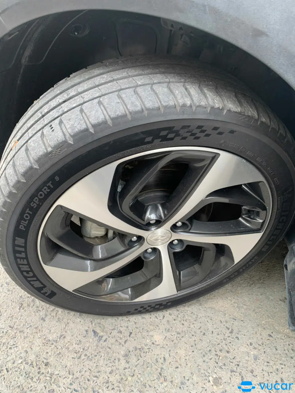Hyundai Tucson 1.6 AT Turbo 2018 - Ngoại thất 7