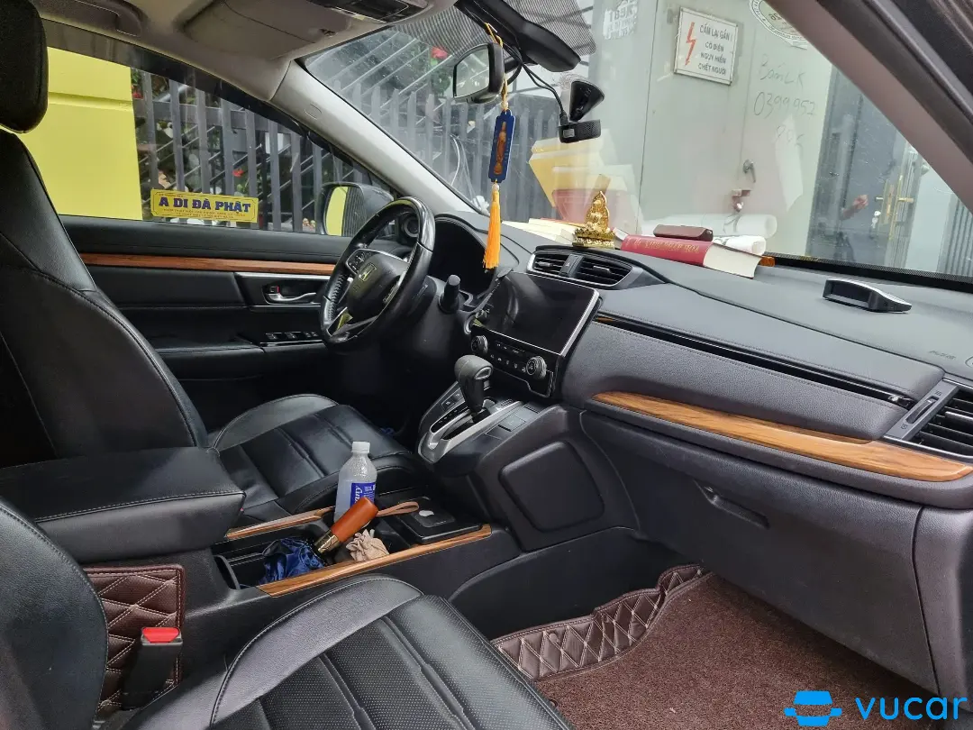 Honda CRV 2019 màu đen - Nội thất 4