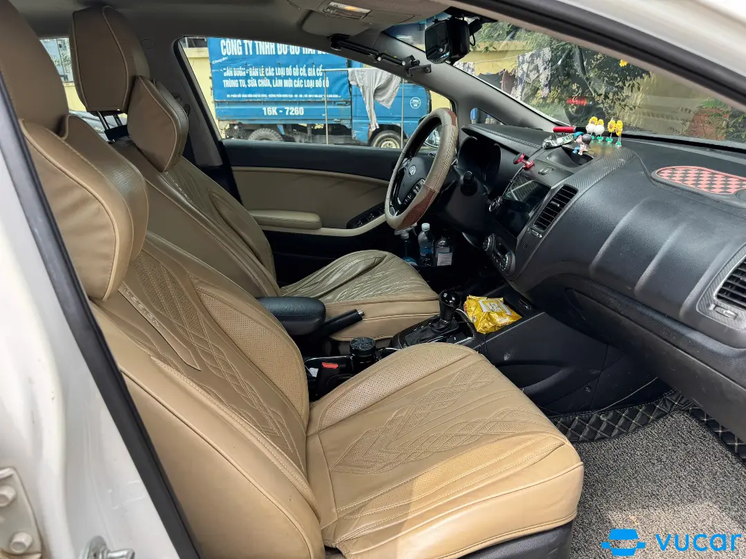 Kia Cerato 2.0 AT 2016 - Nội thất 4