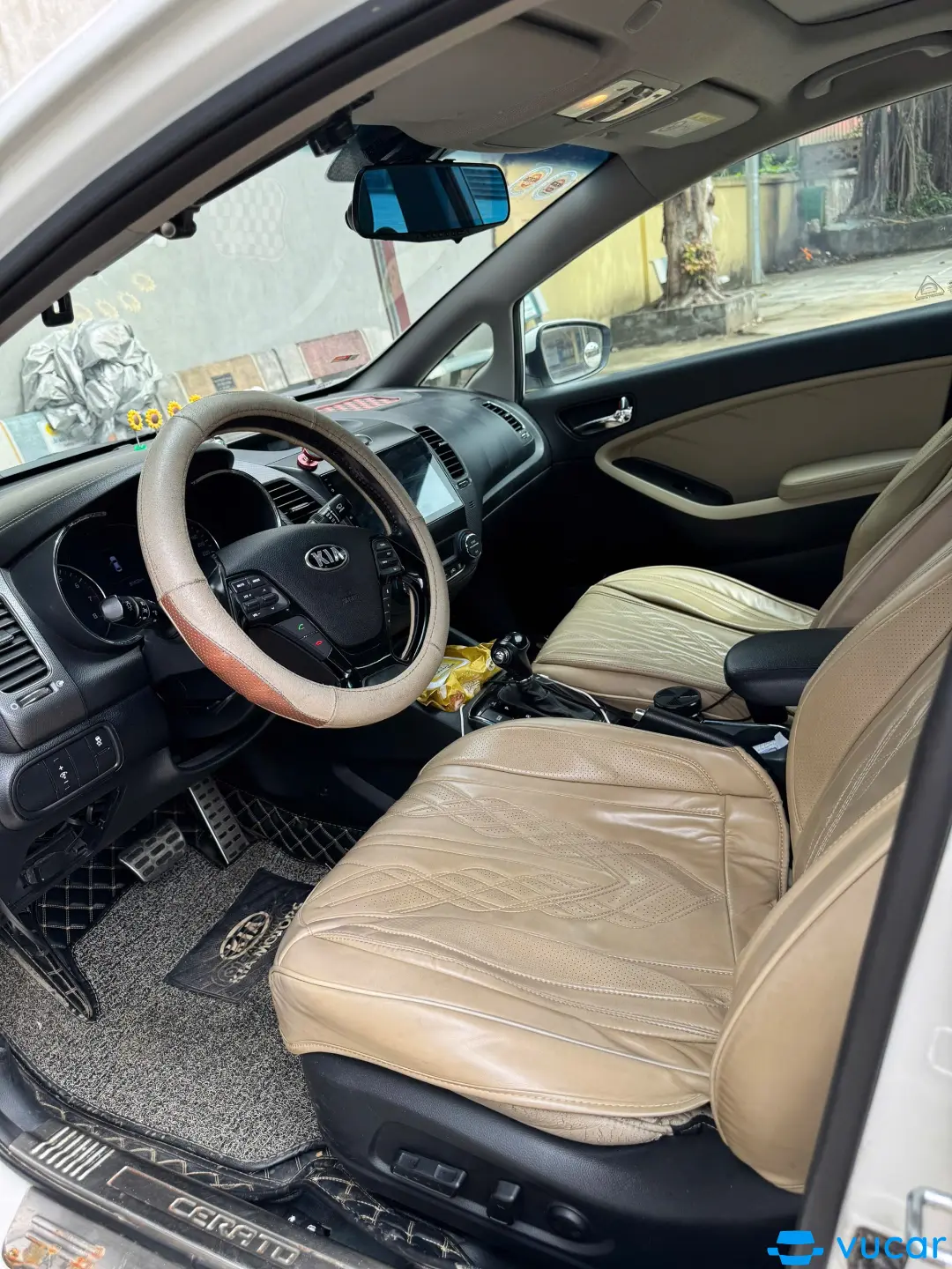 Kia Cerato 2.0 AT 2016 - Nội thất 3
