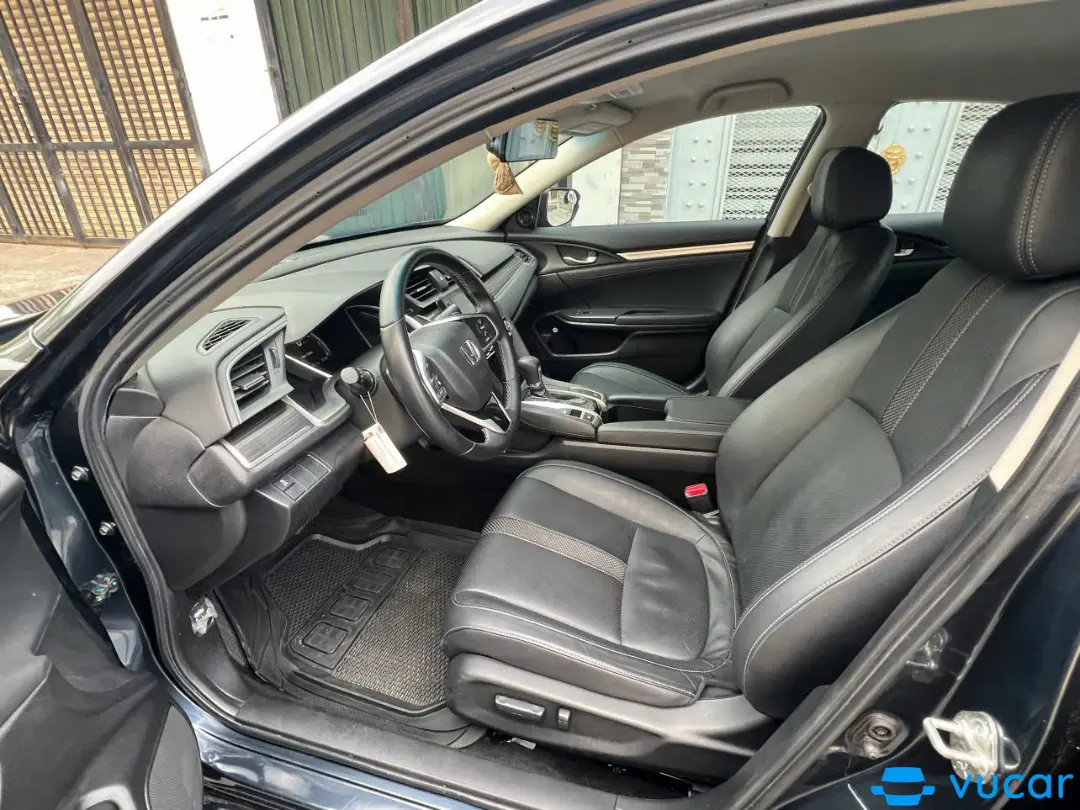 Honda Civic G 1.8 AT 2021 - Nội thất 1