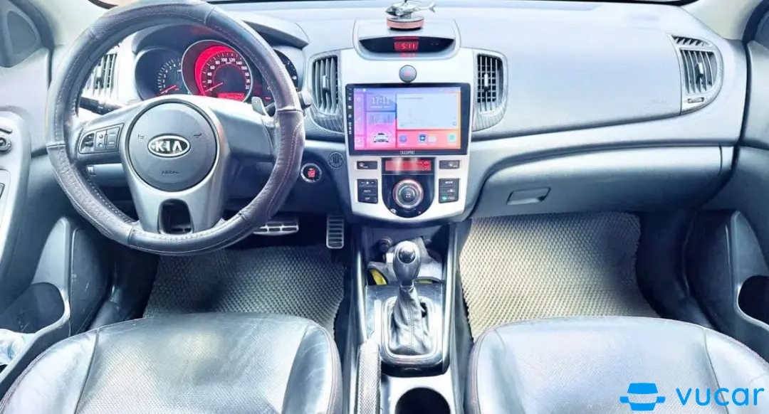 Kia Cerato 1.6 AT 2011 - Nội thất 4