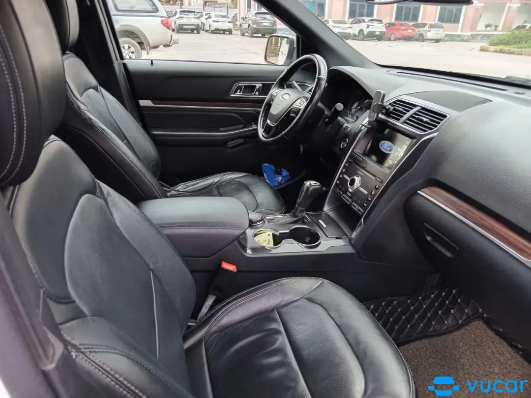 Ford Ranger XLS 2.2L 4x2 AT 2016 - Nội thất 10