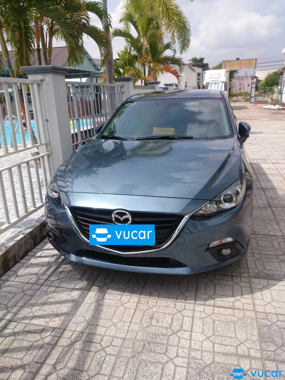 Mazda 3 E1.5 AT 2015 - Ngoại thất 1