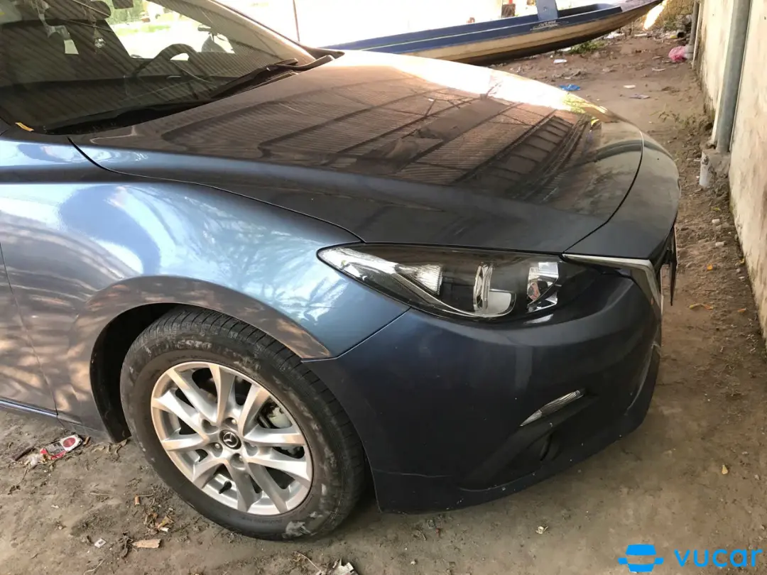 Mazda 3 E1.5 AT 2015 - Ngoại thất 9
