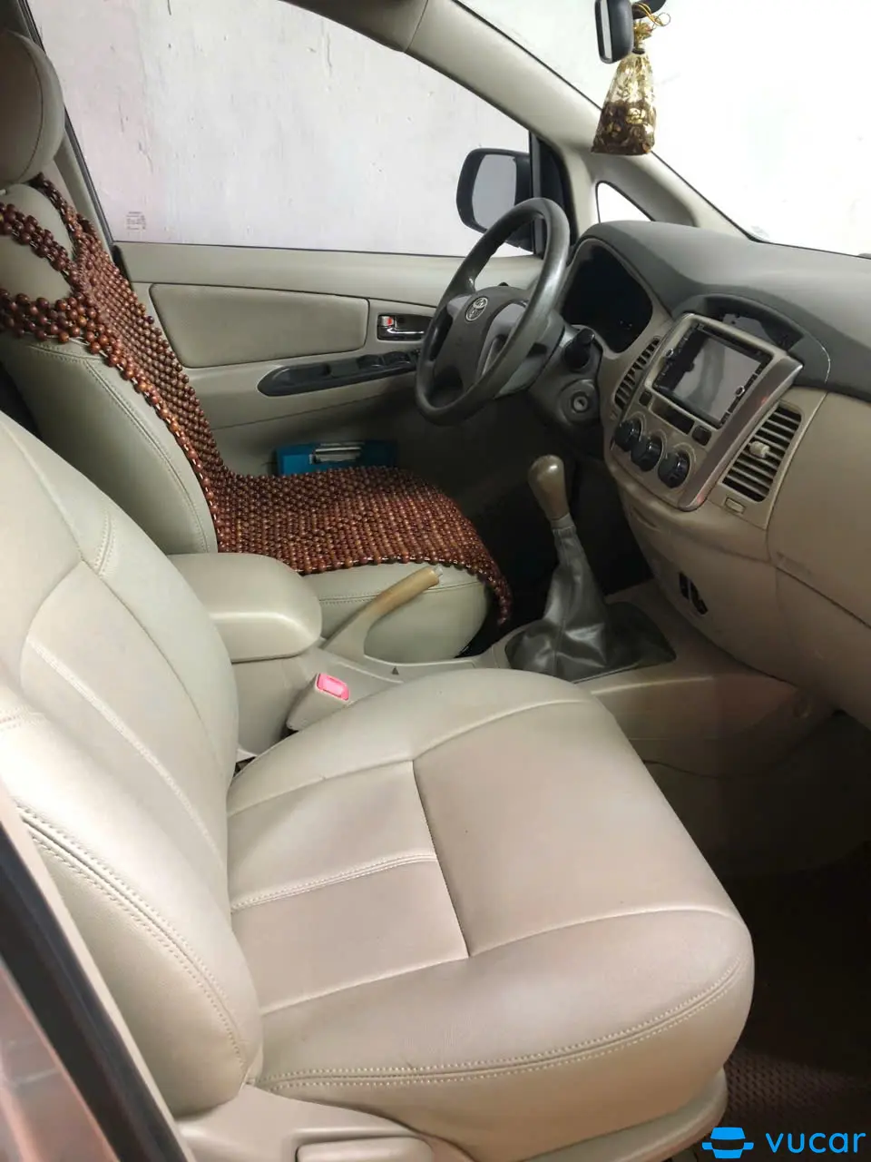 Toyota Innova 2.0E 2016 - Nội thất 5