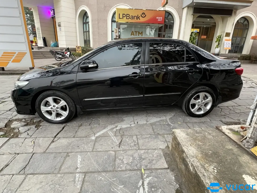Toyota Corolla altis 2.0V 2011 - Ngoại thất 4