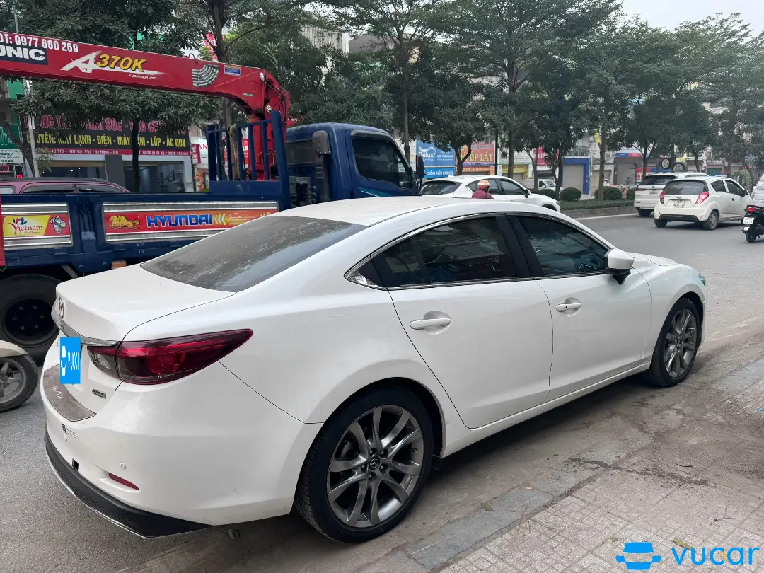 Mazda 6 2019 2.0 AT - Ngoại thất 1