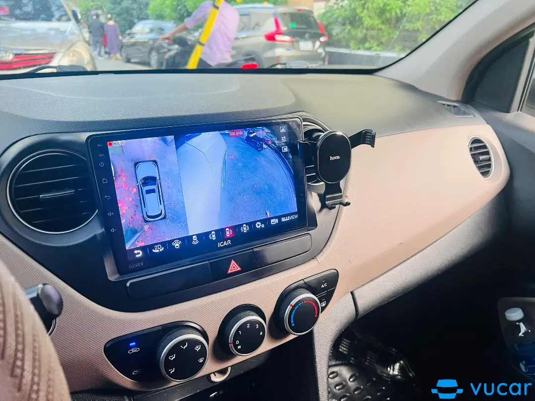 Hyundai i10 2015 Grand 1.0 AT - Nội thất 5