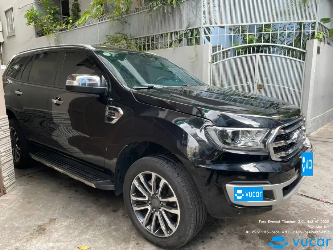 Ảnh xe Ford Everest Titanium 2.0L 4x2 AT 2020 - ảnh 2