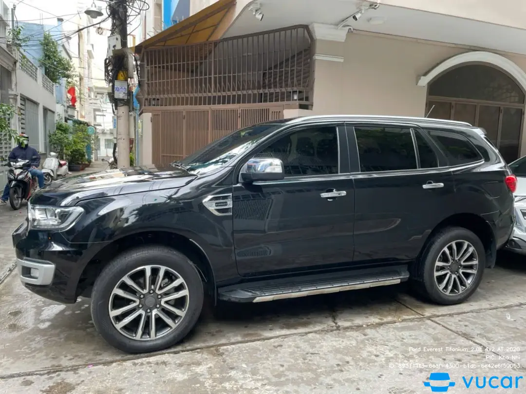 Ảnh xe Ford Everest Titanium 2.0L 4x2 AT 2020 - ảnh 3