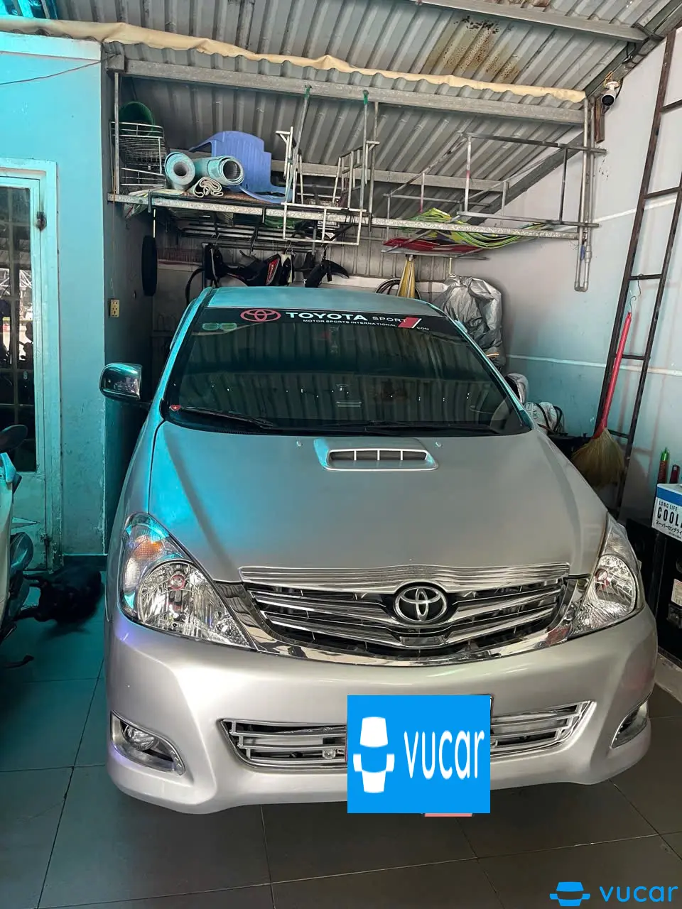 Toyota Innova G2.0 MT 2010