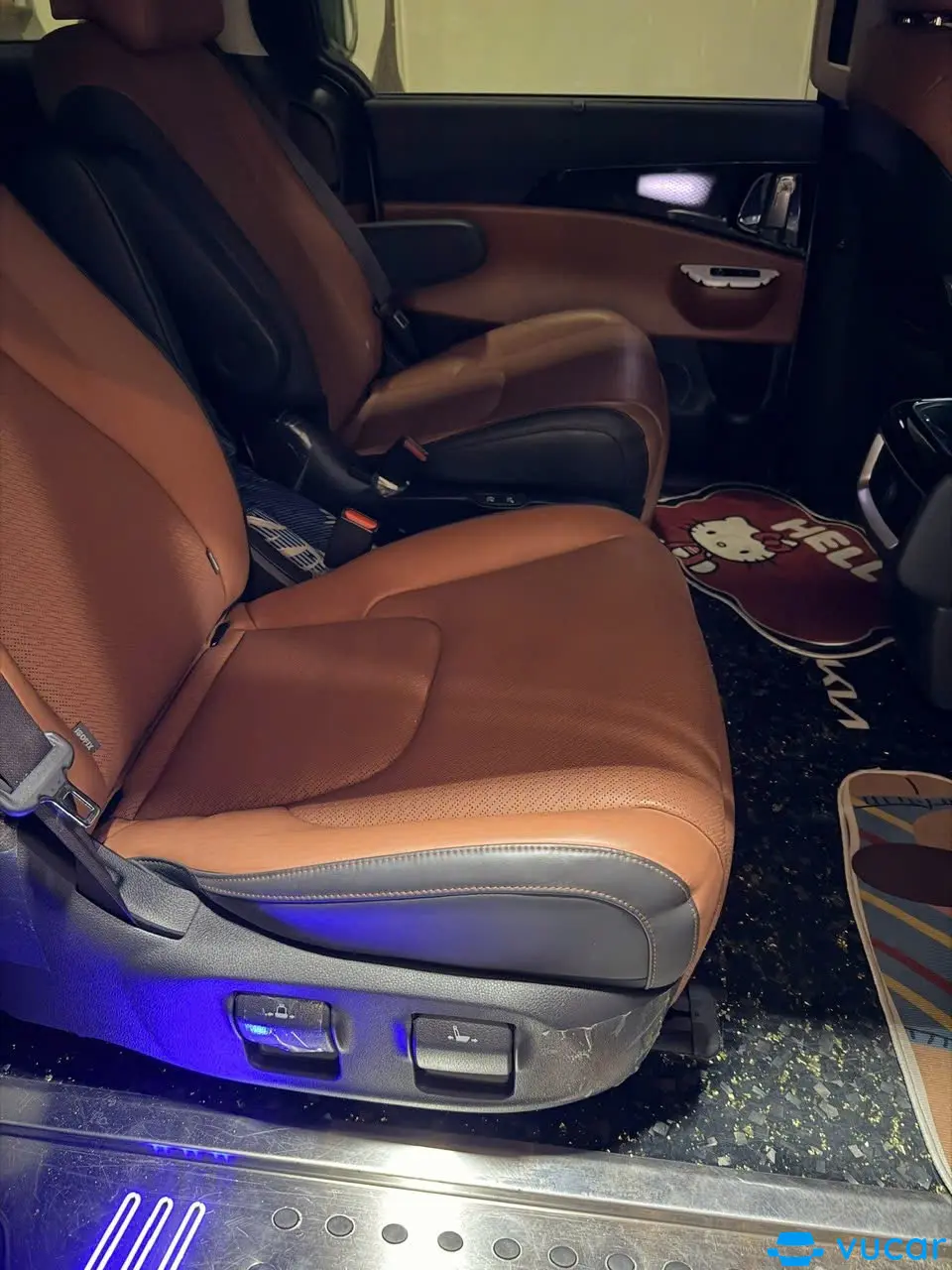Ảnh xe Kia. Carnival. Signature. 2023 - ảnh 6