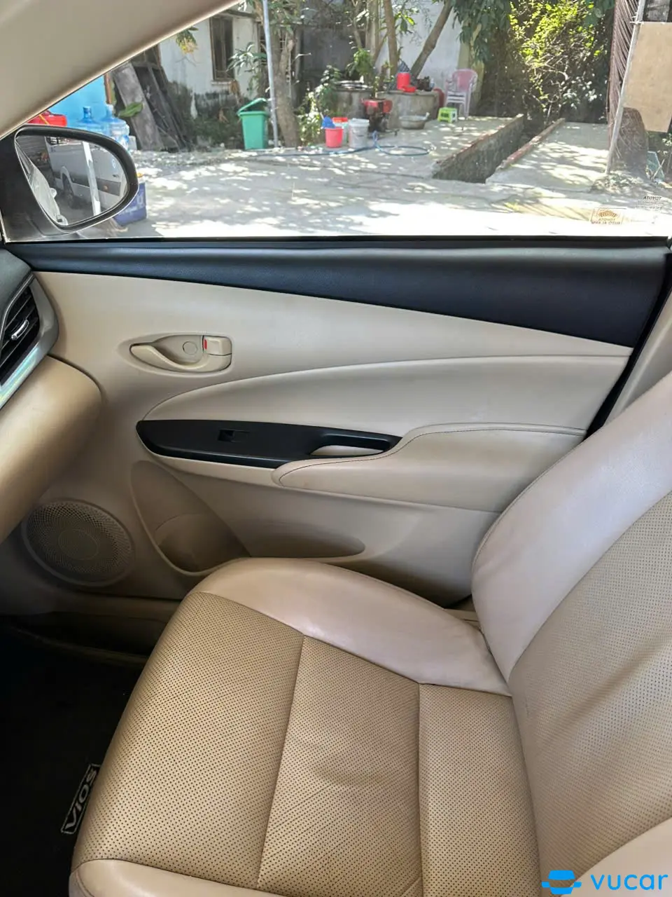 Toyota Vios E CVT 2022 - Nội thất 3