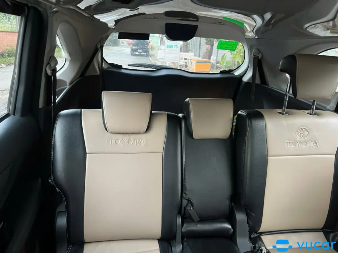 Toyota Avanza Premio CVT 2023 - Nội thất 2