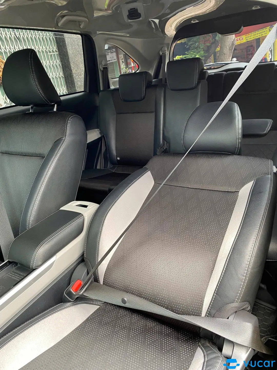 Toyota veloz top 2022 mới chạy 16k - Nội thất 3