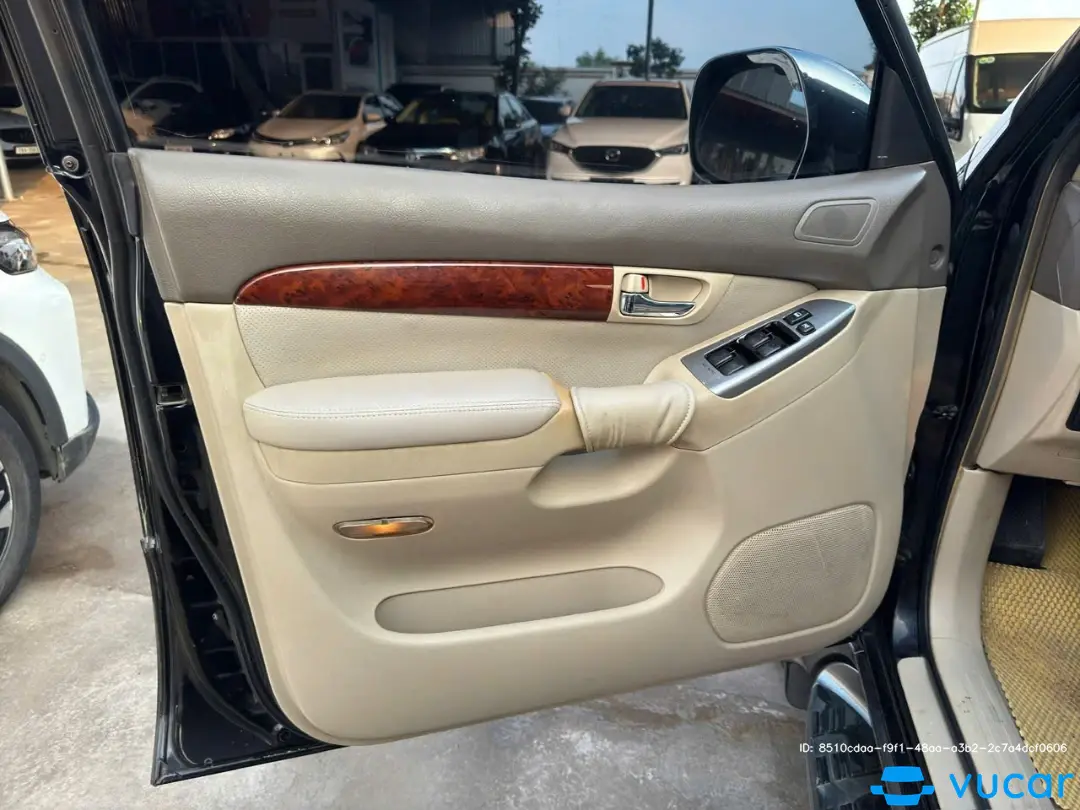 Toyota Land cruiser prado VX 2004 - Nội thất 8